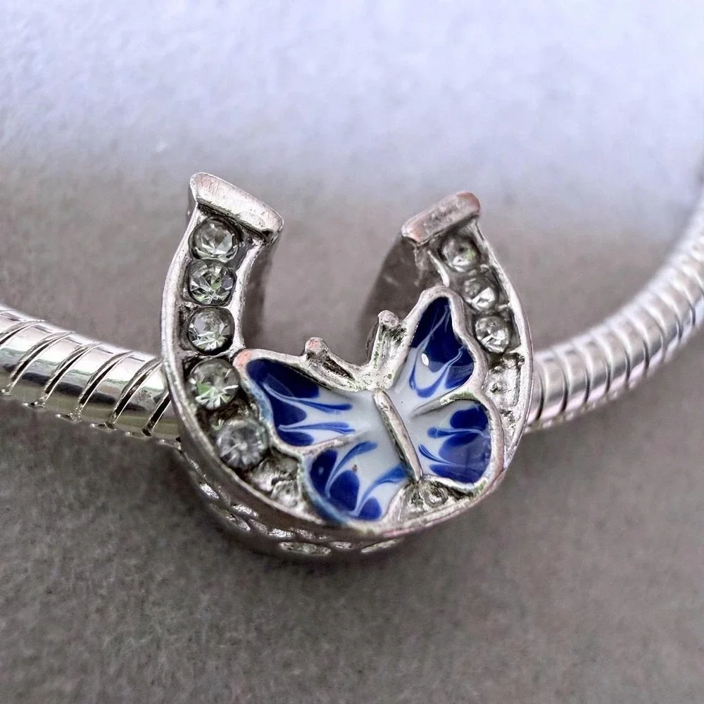 Pandora silver horseshoe